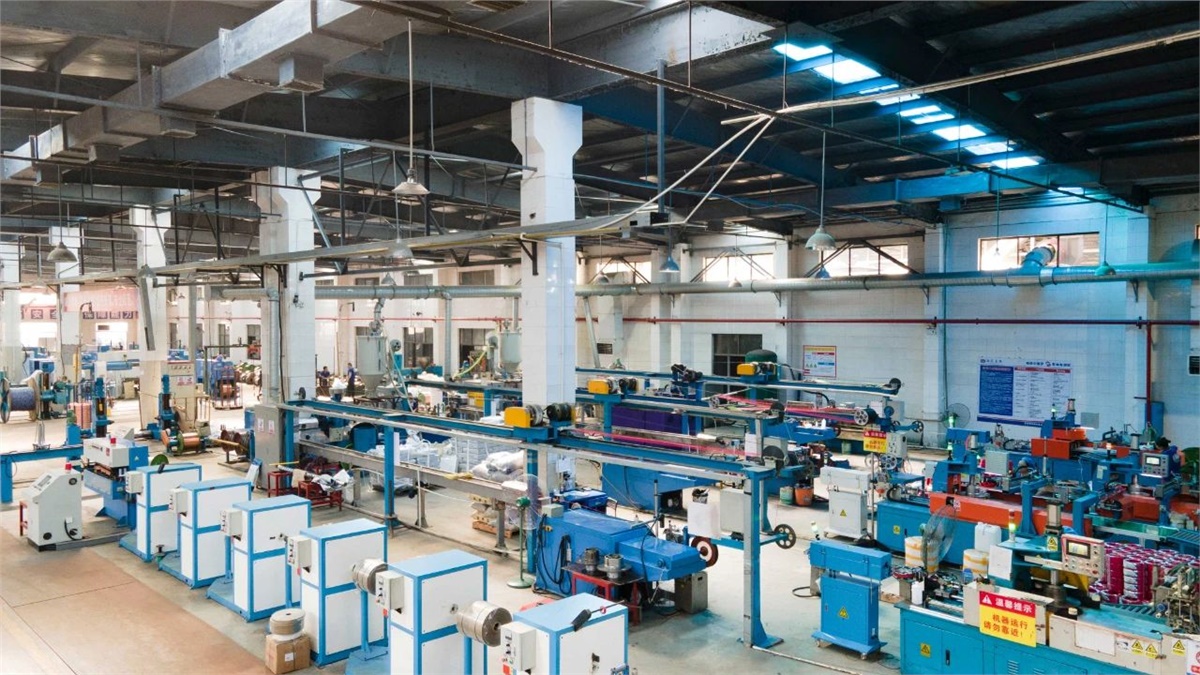 八一，湘聯(lián)電纜以軍工品質(zhì)守護(hù)強軍之路！